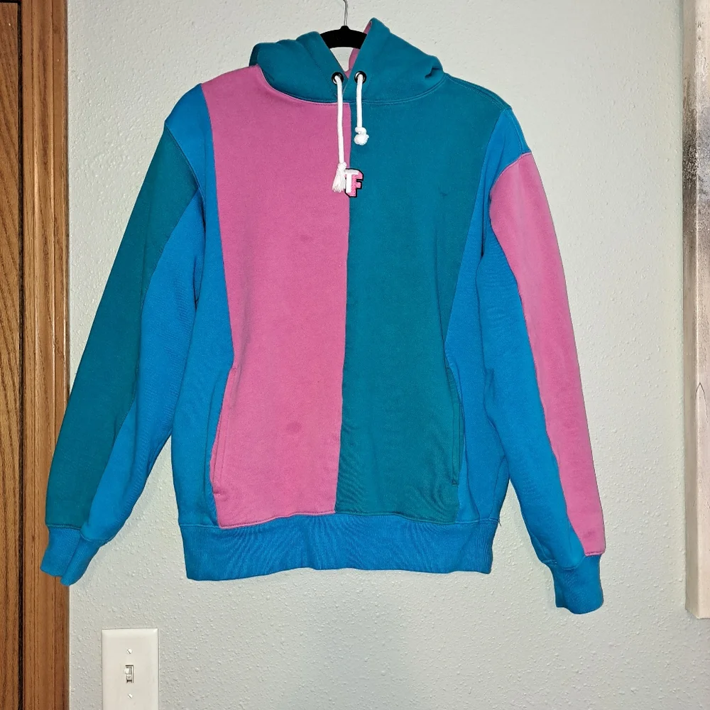 Teddy French Color Block Hooded Sweater - Picture 5 of 10